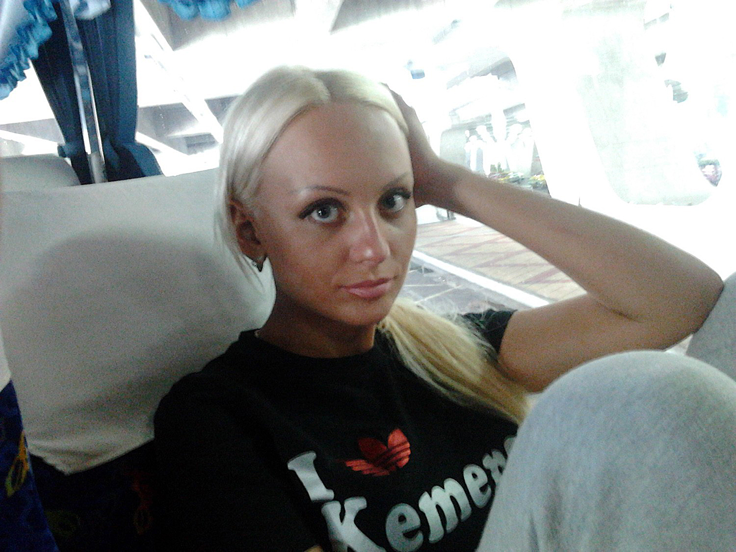 Katya in autobus