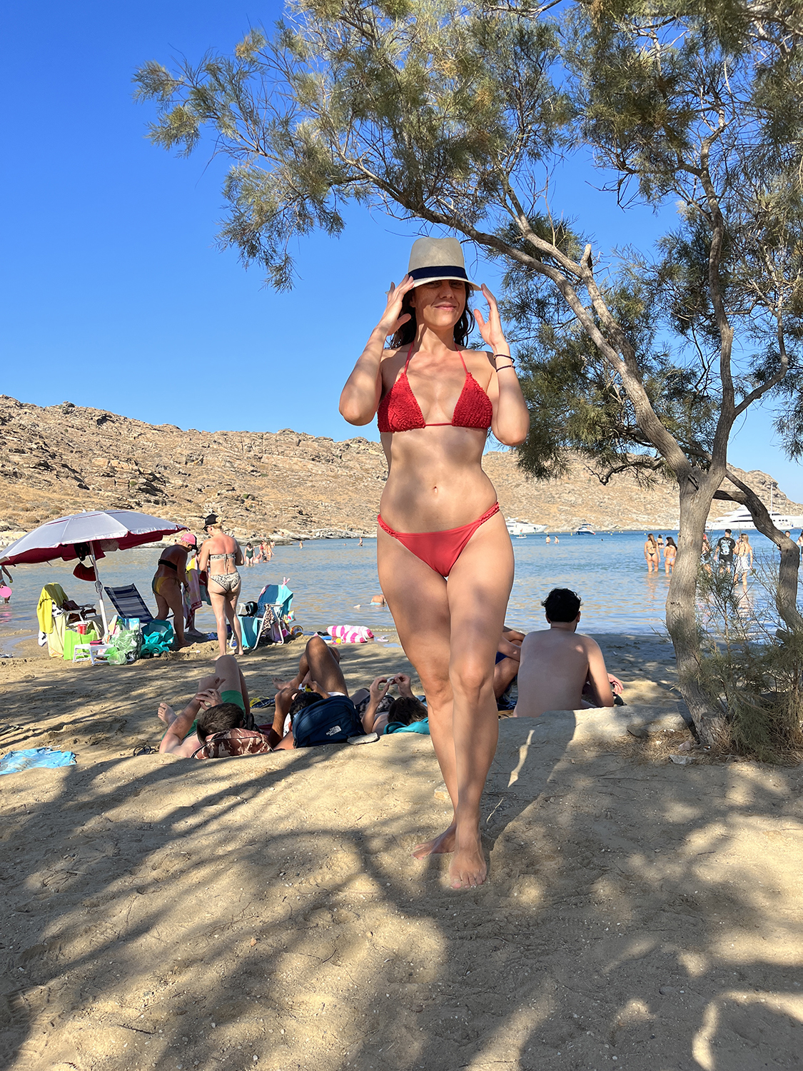 Mariateresa in bikini rosso