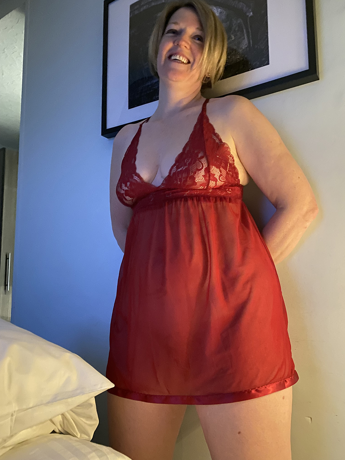 Meredith in babydoll rosso