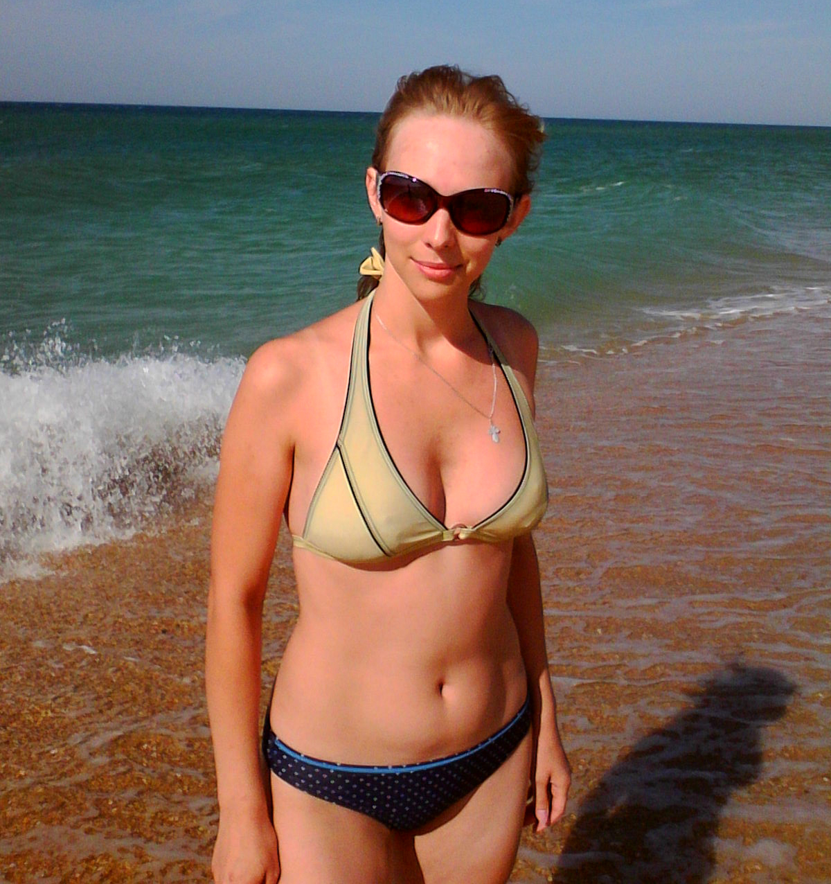 Kira in spiaggia